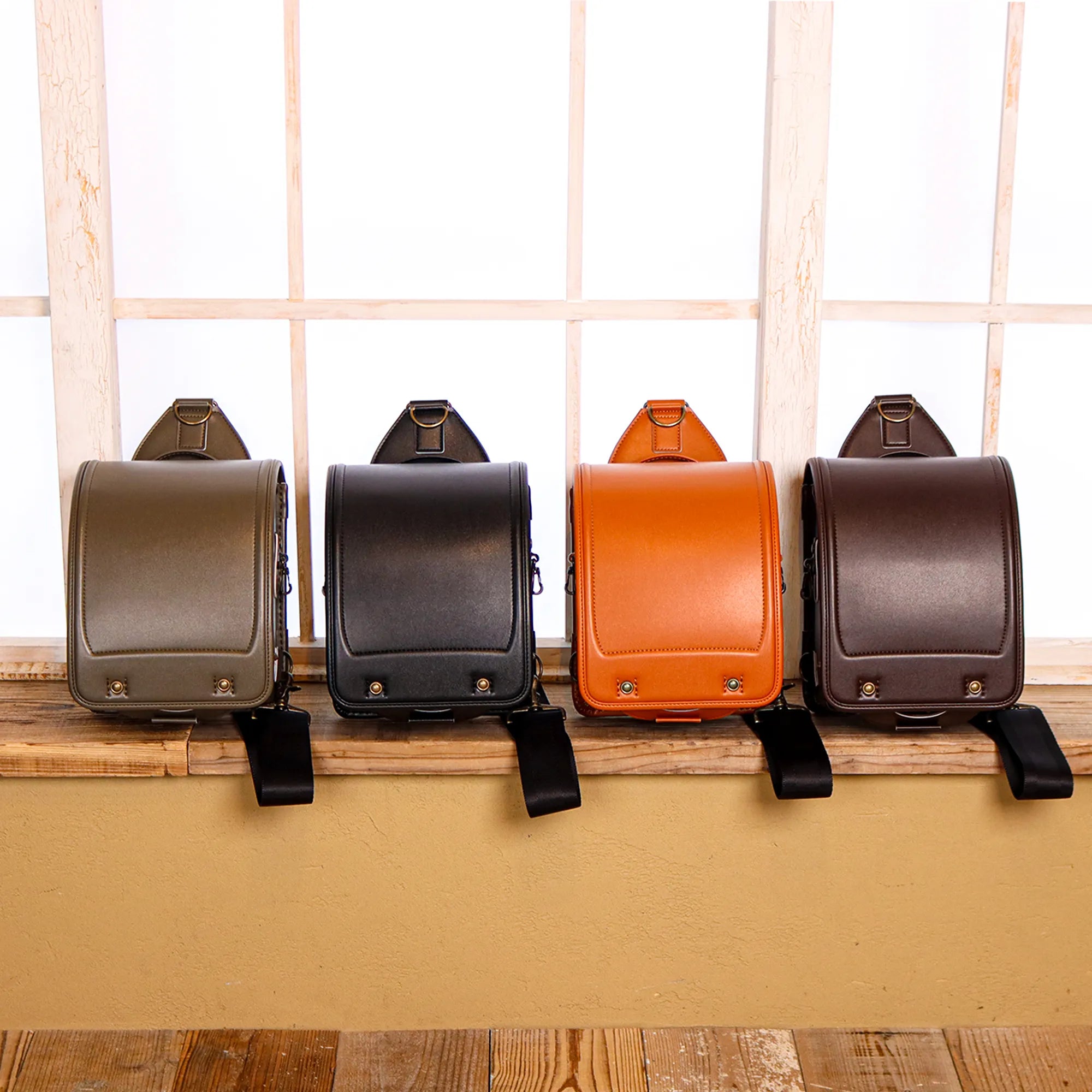 春陽が4カラーで登場。クラウドファンディング形式の予約販売を予定しています。