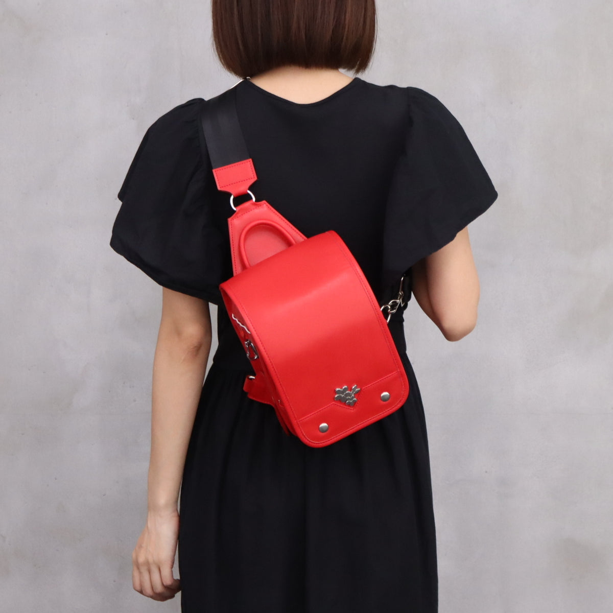 サクランドセル ランドセル型スリングバッグPremier（カラー：レッド）1個 Amazon | [SaKuRandoseru] [サクランドセル] ランドセル型